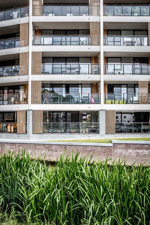 37c27929-c6bd-4dff-904b-8ac8e6406253